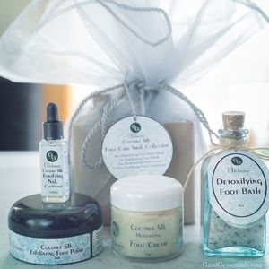 Coconut Silk Foot Care Gift Collection- Small